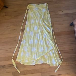 Reformation wrap skirt yellow and white (OG reformation!)